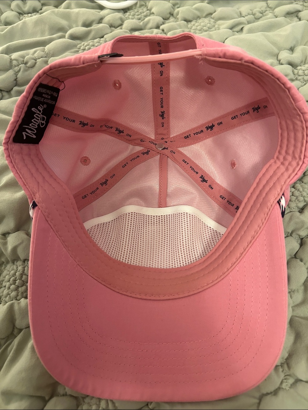 NWOT Pink Waggle Hat - Picture 2 of 3